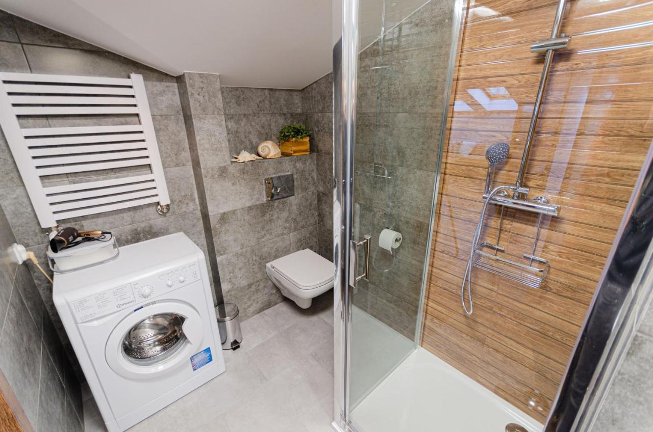 Bronowicka Premium Apartment - 52M2 With Private Parking Krakow Exterior photo